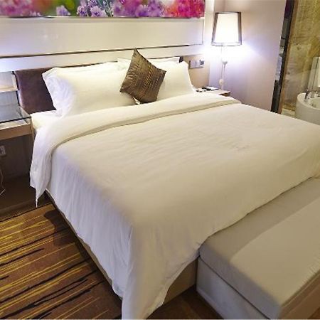 Lavande Hotel Fuhuadao Branch Чжуншань Екстер'єр фото